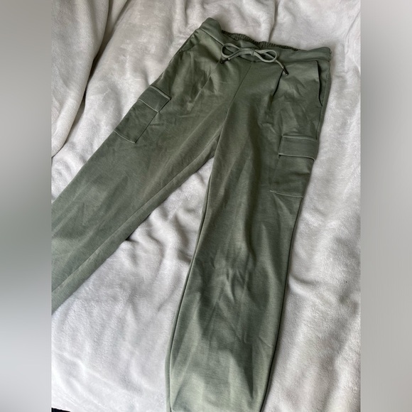 B. Young Comfy Cargo Pants - Picture 2 of 7